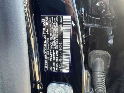 Used 2023 Mercedes-Benz CLA 250 4MATIC image 26