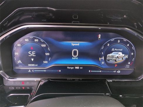 Used 2024 Chevrolet Silverado 1500 LTZ image 12