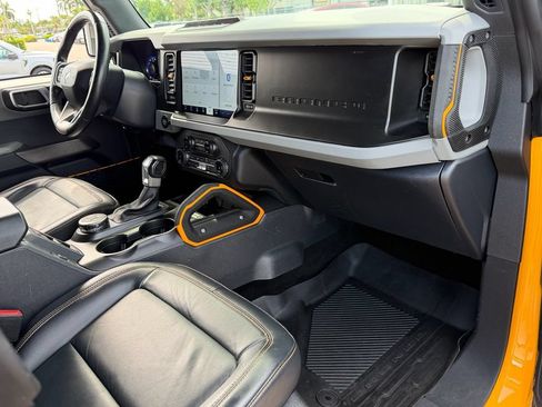 Used 2022 Ford Bronco Badlands AWD/4WD image 15
