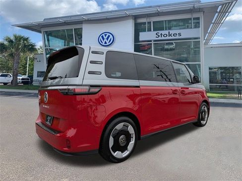 New 2025 Volkswagen ID. Buzz Pro S Plus image 4