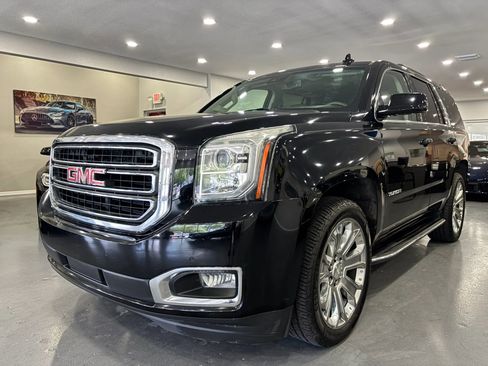 Used 2019 GMC Yukon SLT w/ Open Road Package RWD image 3