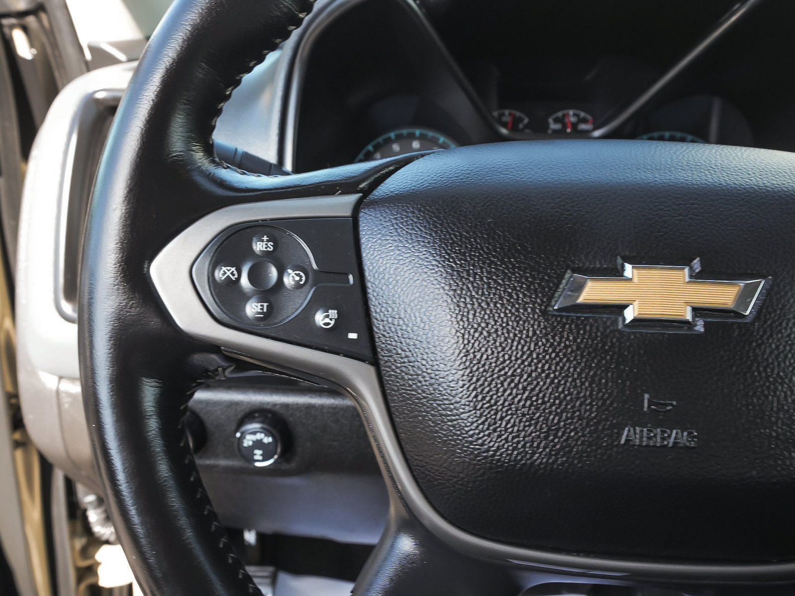 Used 2022 Chevrolet Colorado Z71 AWD/4WD image 20