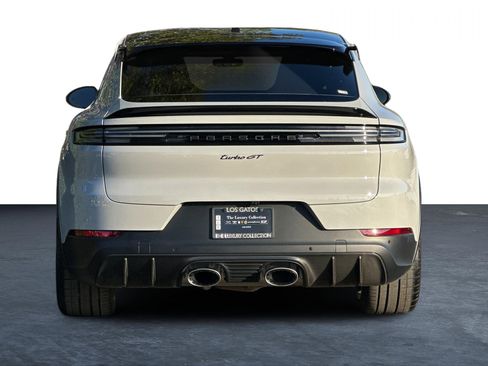 Used 2024 Porsche Cayenne Turbo GT image 8
