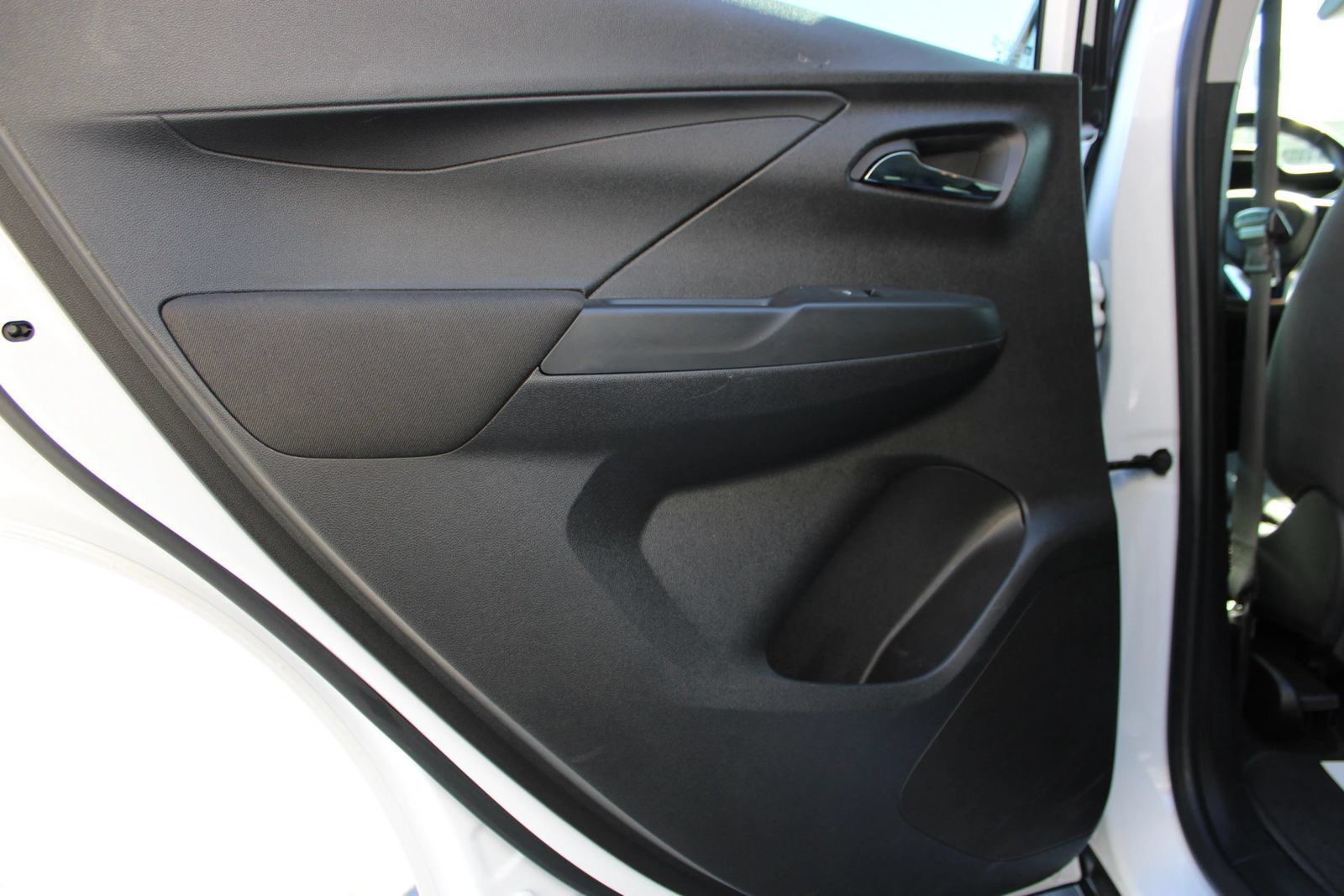 Used 2022 Chevrolet Bolt LT FWD image 13