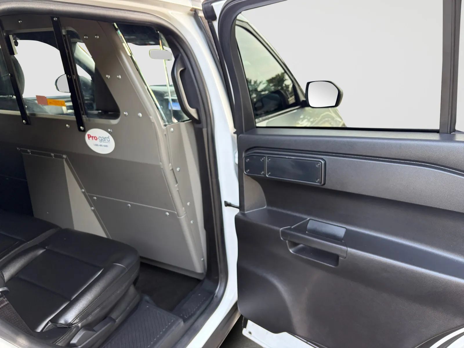 Used 2020 Ford Explorer 4WD Police Interceptor image 15