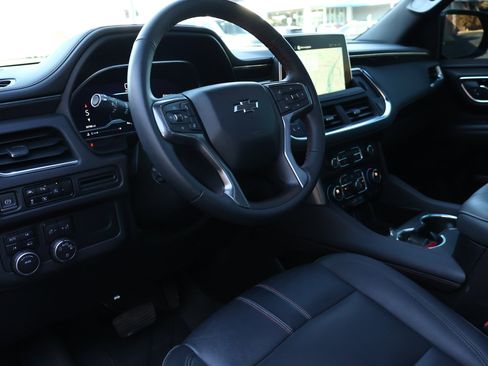 Used 2023 Chevrolet Tahoe RST w/ Luxury Package image 3