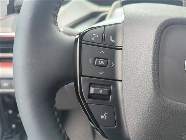 New 2026 Toyota Prius Plug-In Hybrid FWD image 15