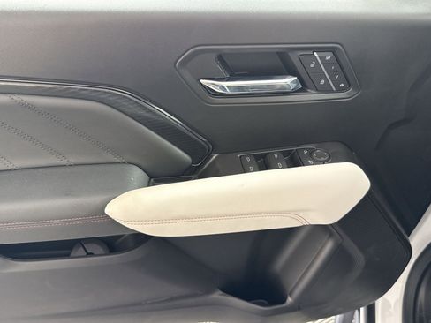 New 2026 GMC Canyon AT4X image 15