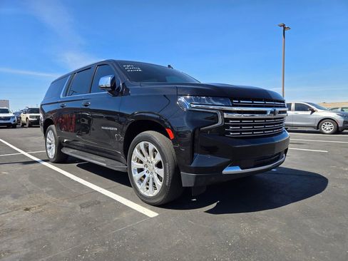 Used 2021 Chevrolet Suburban Premier w/ Premium Package image 1