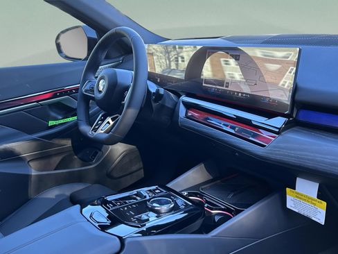 New 2026 BMW 540i xDrive image 29