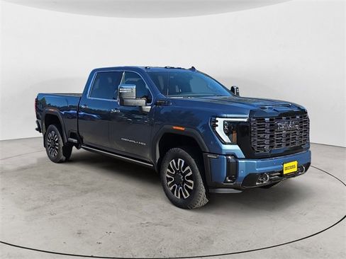 New 2025 GMC Sierra 2500 Denali Ultimate image 7