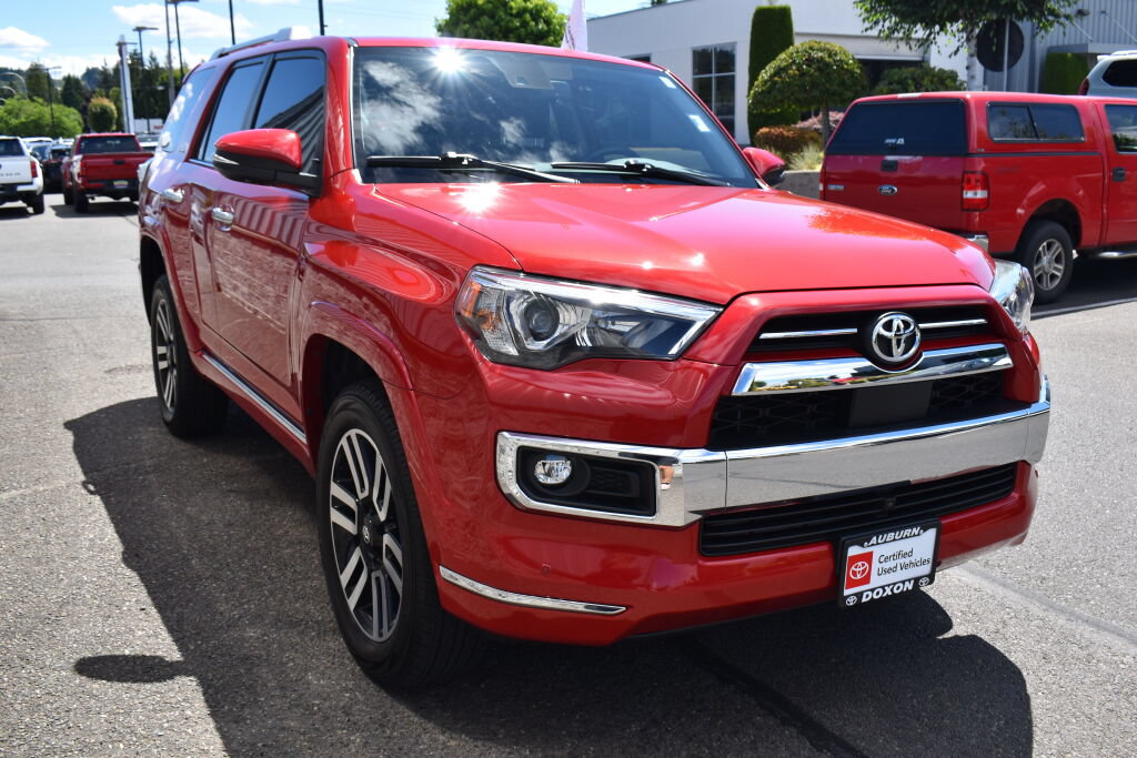 Certified 2023 Toyota 4Runner Limited AWD/4WD image 3