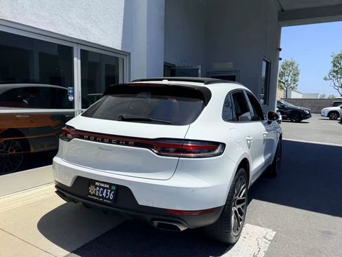Used 2020 Porsche Macan AWD/4WD image 3