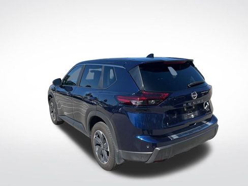 Certified 2024 Nissan Rogue SV image 2