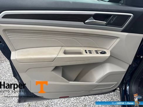 Used 2022 Volkswagen Atlas SE FWD image 19
