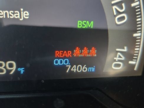 Used 2025 Toyota RAV4 XLE w/ Convenience Package FWD image 25