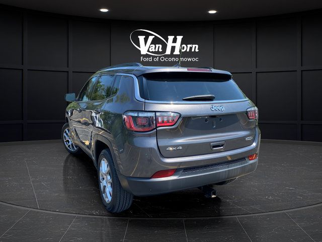 Used 2022 Jeep Compass Latitude AWD/4WD image 5