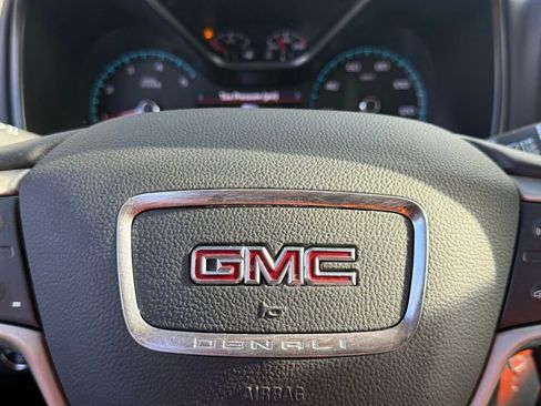 Used 2022 GMC Canyon Denali image 31