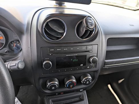 Used 2015 Jeep Patriot Sport w/ Power Value Group AWD/4WD image 15