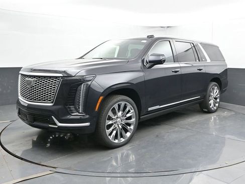 New 2026 Cadillac Escalade ESV Luxury w/ LPO, Radiant Package AWD/4WD image 5
