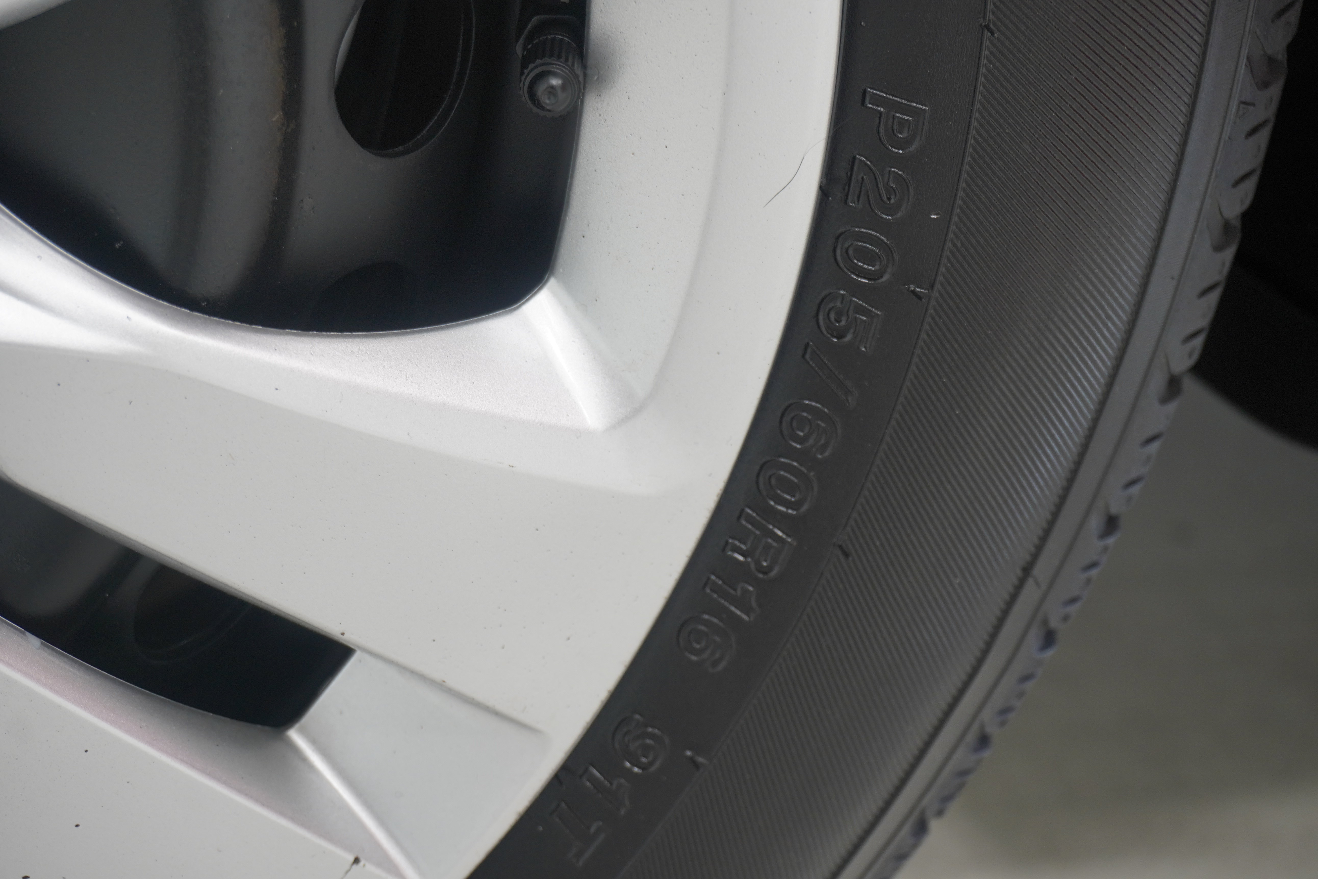 Used 2020 Kia Soul LX FWD image 24