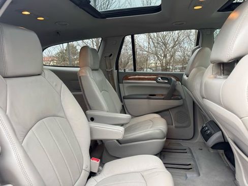 Used 2012 Buick Enclave Leather image 16