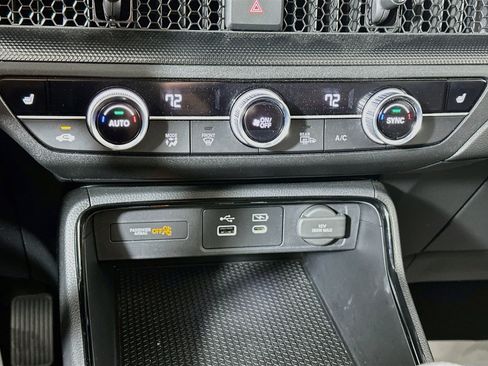 Used 2024 Honda CR-V EX image 15