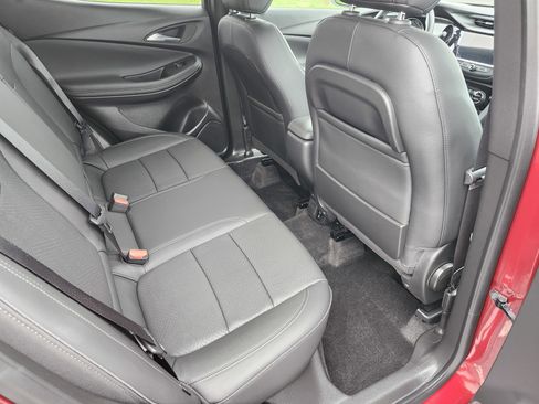 Used 2023 Buick Encore GX Essence w/ Experience Buick Package AWD/4WD image 21