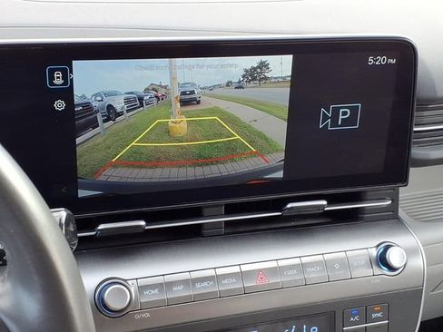 Used 2024 Hyundai Kona SEL AWD/4WD image 23