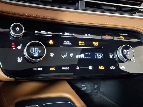 Certified 2023 INFINITI QX60 Autograph w/ Cargo Package image 15