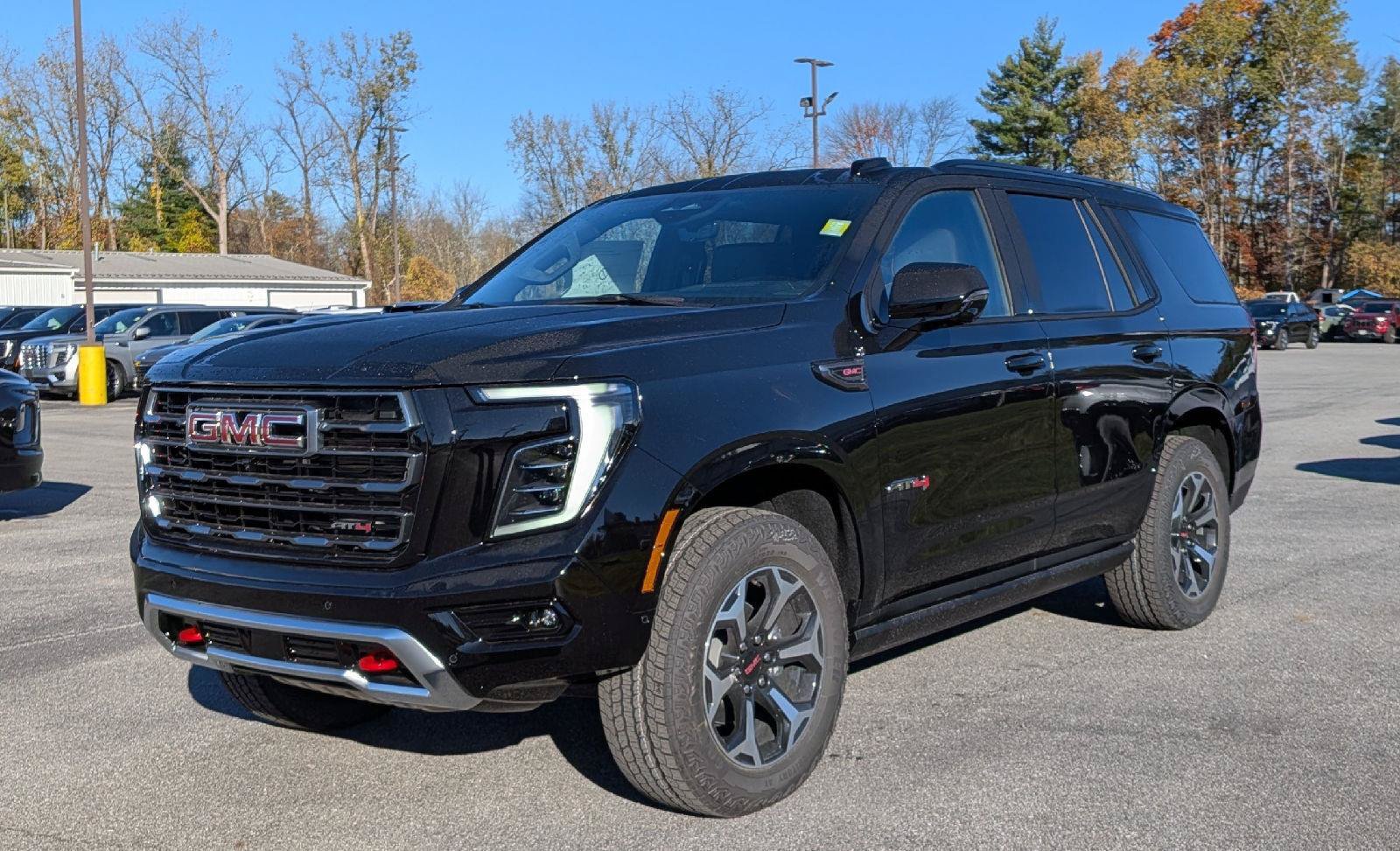 New 2027 GMC Yukon AT4 w/ AT4 Premium Plus Package AWD/4WD image 3