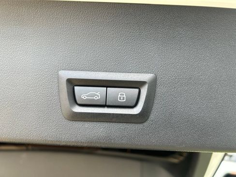 Used 2025 BMW X3 xDrive30i w/ Convenience Package AWD/4WD image 12