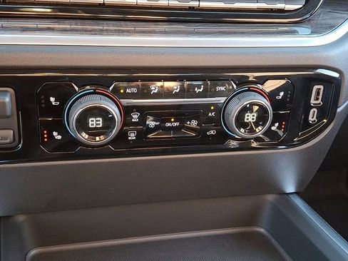 Certified 2025 Chevrolet Silverado 2500 LT w/ All Star Edition image 16