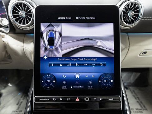 Used 2023 Mercedes-Benz SL 63 AMG 4MATIC image 23