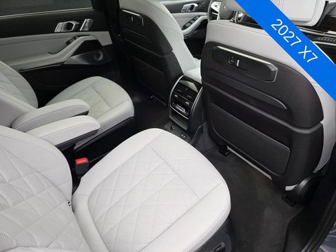 Used 2027 BMW X7 xDrive40i w/ Executive Package AWD/4WD image 30