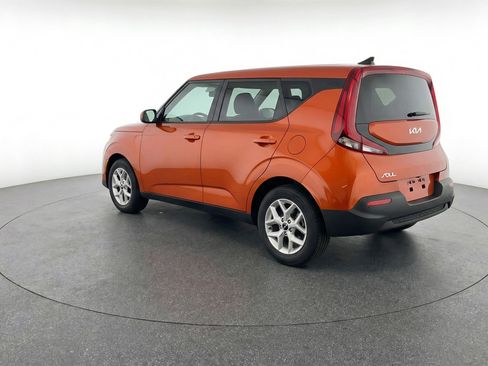Used 2025 Kia Soul LX w/ LX Technology Package image 6