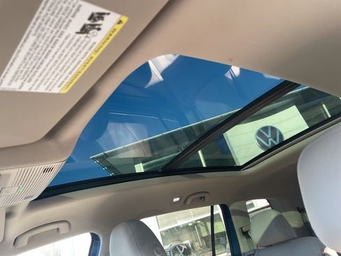 Certified 2025 Volkswagen Atlas SEL image 14