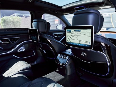 Used 2021 Mercedes-Benz Maybach S 580 Maybach S 580 image 41