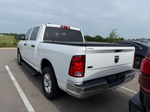 Used 2022 RAM 1500 Classic SLT RWD image 18