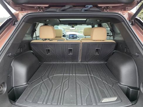 Used 2023 Chevrolet Blazer Premier w/ Driver Confidence II Package image 4