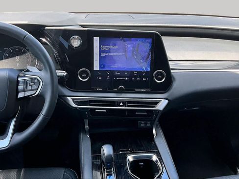 Used 2024 Lexus RX 350 FWD w/ Technology Package image 7