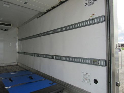 Used 2022 Ford F650 2WD Regular Cab Super Duty image 20