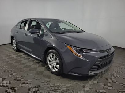 Used 2025 Toyota Corolla LE