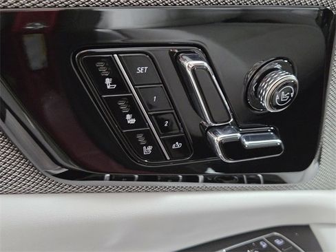 Certified 2025 Cadillac Optiq Luxury 2 image 20