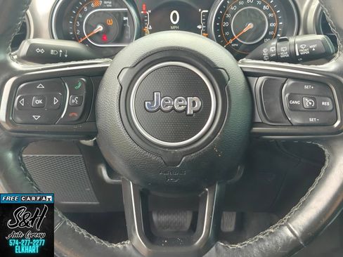 Used 2021 Jeep Wrangler Sport AWD/4WD image 5