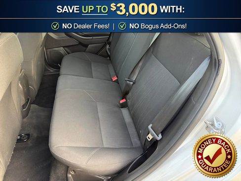 Used 2018 Ford Focus SE FWD image 21