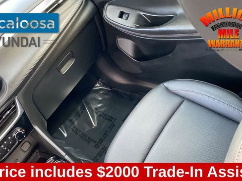 Used 2024 Buick Encore GX Sport Touring image 29