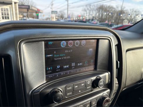 Used 2017 Chevrolet Silverado 1500 LT w/ Midnight Edition image 18