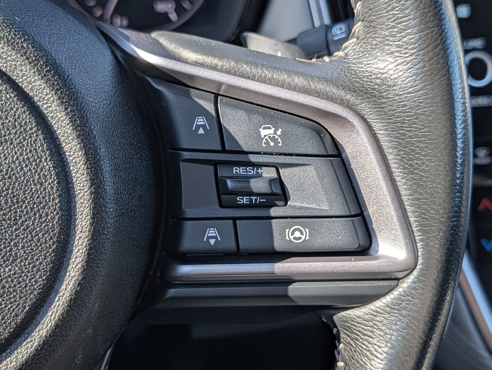 Used 2023 Subaru Outback Premium AWD/4WD image 26