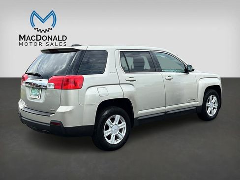 Used 2015 GMC Terrain SLE AWD/4WD image 7